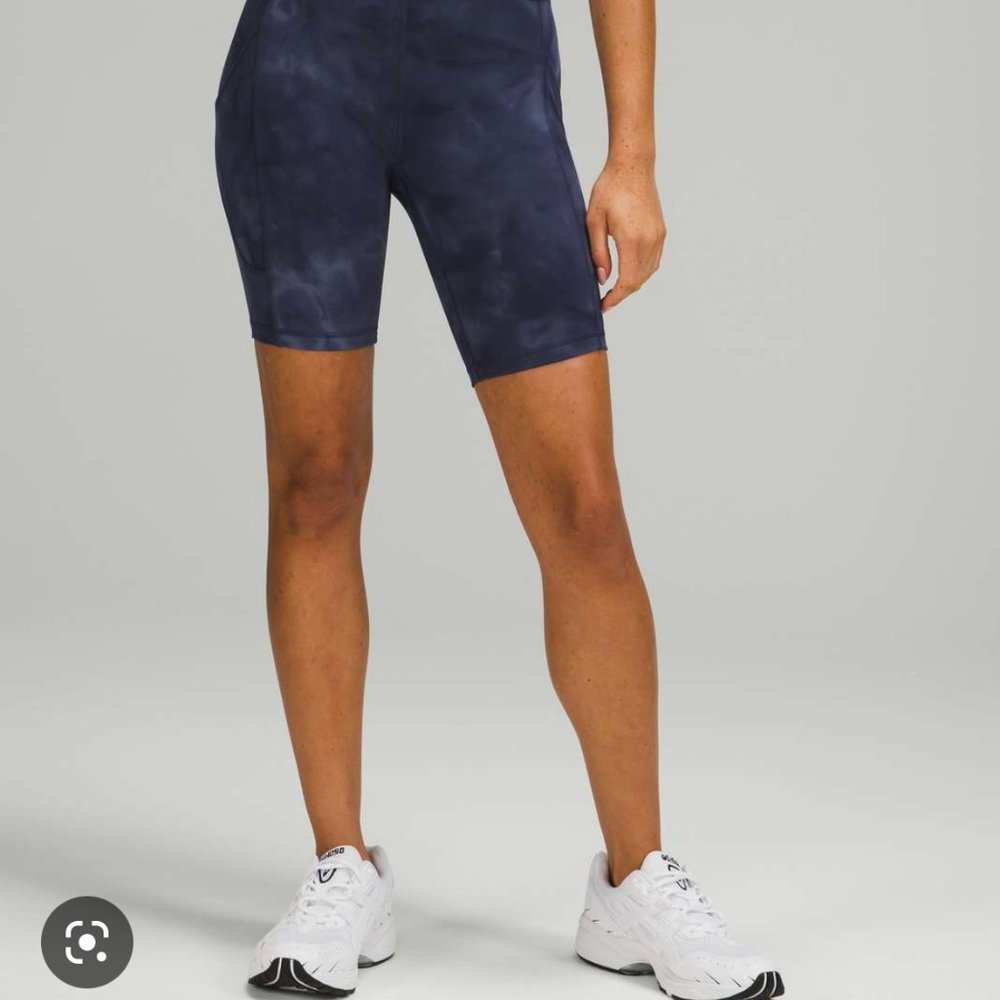 Lululemon Invigorate high rise short 8" size 6